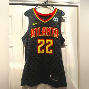 NBA Atlanta Hawks Basketball Jersey
Size: Large